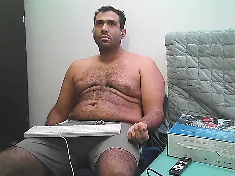 Snapshot of morenocabro10 chatting on 10.07.25 morenocabro10 online show from 10.07.25