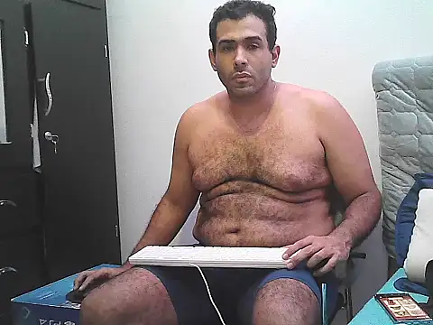 Snapshot of morenocabro10 chatting on 10.15.25 morenocabro10 online show from 10.15.25