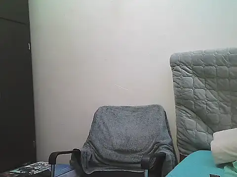 Snapshot of morenocabro10 chatting on 10.17.25 morenocabro10 online show from 10.17.25