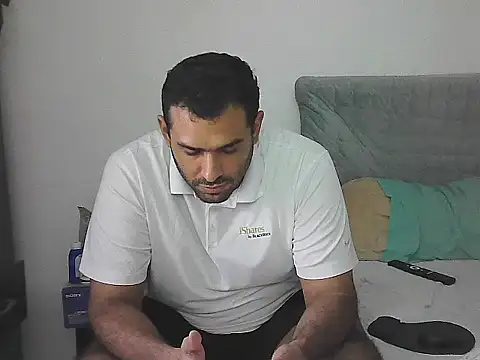 Snapshot of morenocabro10 chatting on 06.12.26 morenocabro10 online show from 06.12.26