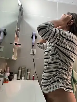 Snapshot of maomao_520 chatting on 09.26.25 maomao 520 online show from 09.26.25