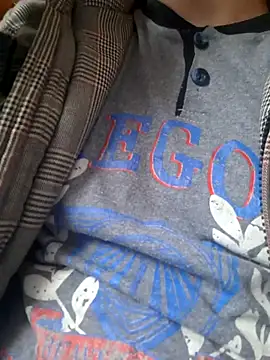 hugecock4u1990 online show from 11.10.25