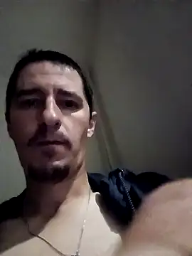 hugecock4u1990 online show from 04.08.26