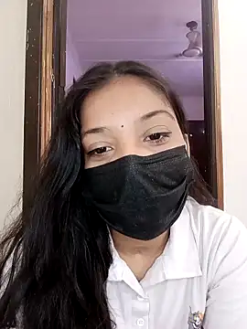 Snapshot of Cute_Rakhi8 chatting on 09.15.25 Cute Rakhi8 online show from 09.15.25