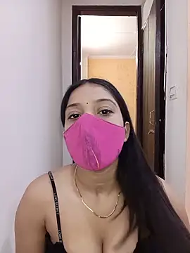 Cute Rakhi8 online show from 05.19.26