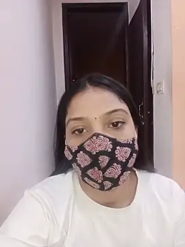 Cute Rakhi8 online show from 07.18.26