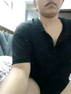 Snapshot of sweetpj chatting on 10.15.25 sweetpj online show from 10.15.25