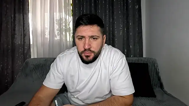 Gold Alpha Boy online show from 11.09.25