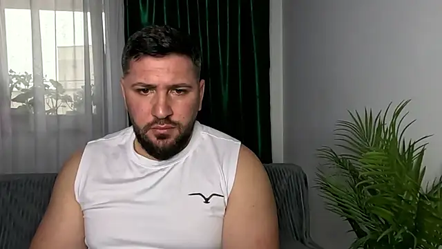 Gold Alpha Boy online show from 05.12.26