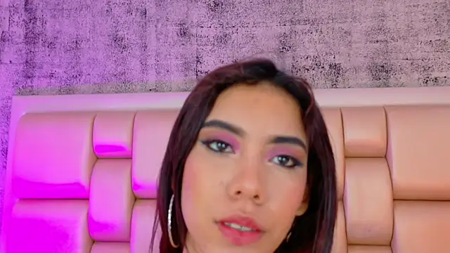 BellaHarper1 online show from 09.25.25