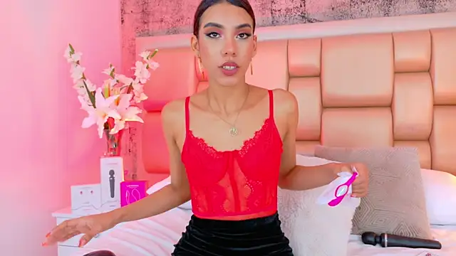 BellaHarper1 online show from 10.05.25