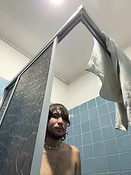 Luxx 14 online show from 09.25.25