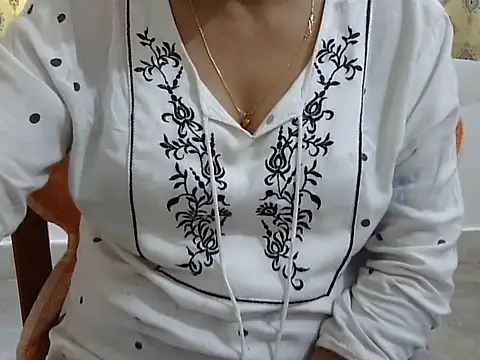 CHAMELI4747 online show from 03.28.26