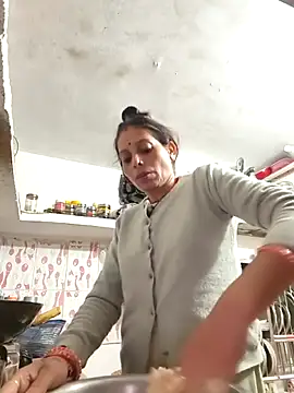 ISHANI-SINGH online show from 11.18.25