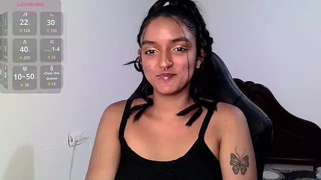 Snapshot of Ari_20_ chatting on 09.28.25 Ari 20 online show from 09.28.25