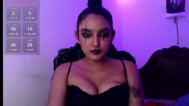 Snapshot of Ari_20_ chatting on 11.01.25 Ari 20 online show from 11.01.25