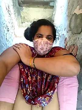 Snapshot of Cut_ragni chatting on 09.18.25 Cut ragni online show from 09.18.25