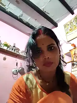 Snapshot of Cut_ragni chatting on 10.02.25 Cut ragni online show from 10.02.25