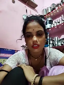 Snapshot of Cut_ragni chatting on 10.03.25 Cut ragni online show from 10.03.25