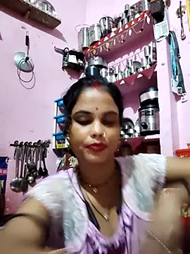 Snapshot of Cut_ragni chatting on 10.06.25 Cut ragni online show from 10.06.25