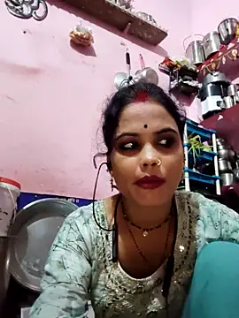 Snapshot of Cut_ragni chatting on 10.12.25 Cut ragni online show from 10.12.25