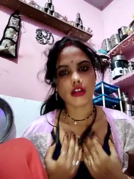 Snapshot of Cut_ragni chatting on 10.27.25 Cut ragni online show from 10.27.25