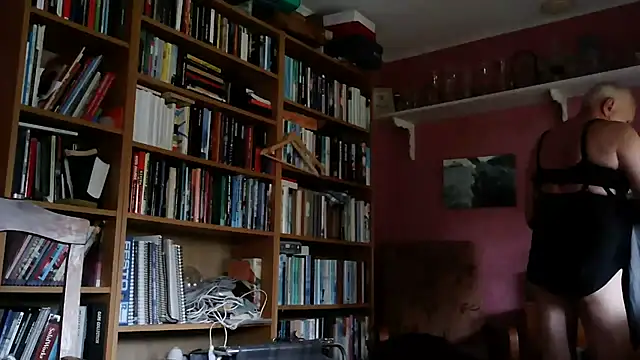 Snapshot of Solek56 chatting on 10.14.25 Solek56 online show from 10.14.25