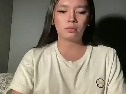 Claudia Johnson online show from 11.24.25