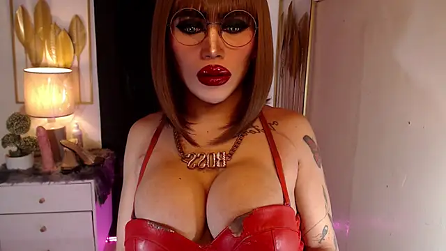 Snapshot of Goddess_Maliya chatting on 09.22.25 Goddess Maliya online show from 09.22.25