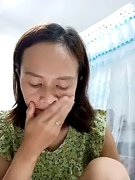 Snapshot of Sexy-loveass20 chatting on 10.22.25 Sexy-loveass20 online show from 10.22.25