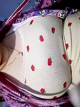 Snapshot of Hnonasix89 chatting on 04.04.26 Hnonasix89 online show from 04.04.26