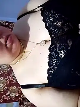 Snapshot of Hnonasix89 chatting on 04.15.26 Hnonasix89 online show from 04.15.26