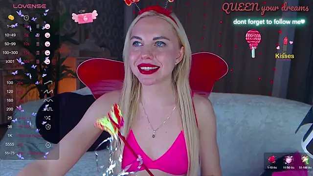 LiSinDoll online show from 11.04.25