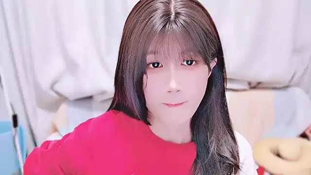 Snapshot of Rabbitlittlefool chatting on 10.29.25 Rabbitlittlefool online show from 10.29.25