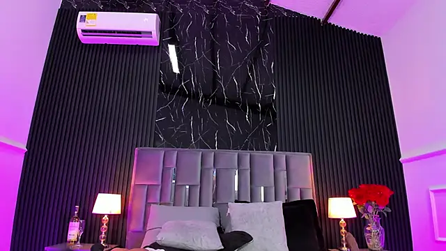 Bigsexxyass online show from 07.04.26