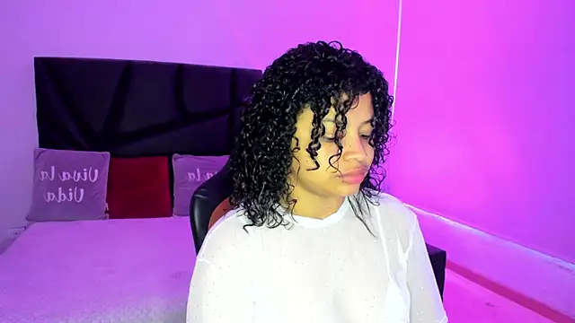 Dakota Mars online show from 09.26.25