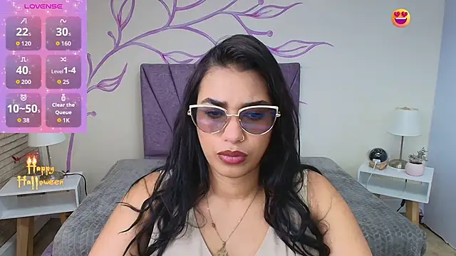 Lia Blake  online show from 11.07.25