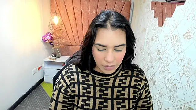 Lia Blake  online show from 12.18.25