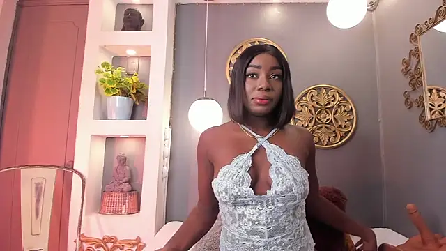 Snapshot of ZoeMorettii_ chatting on 09.20.25 ZoeMorettii online show from 09.20.25