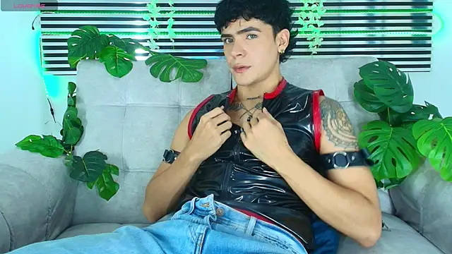 CamiiGuzmanX online show from 05.22.26