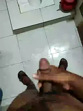 Snapshot of obin112233 chatting on 09.10.25 obin112233 online show from 09.10.25