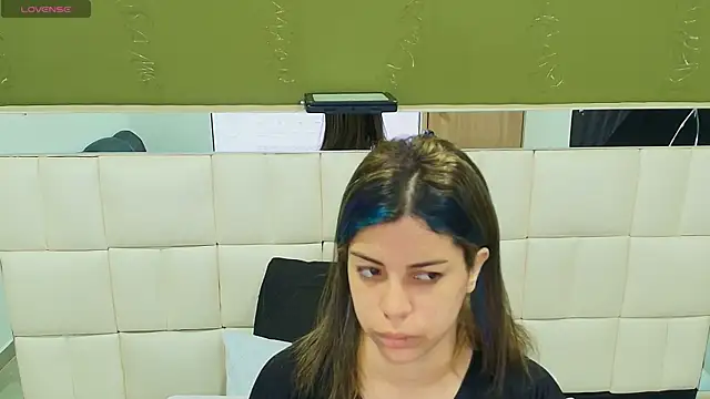 gisell gomez online show from 09.18.25