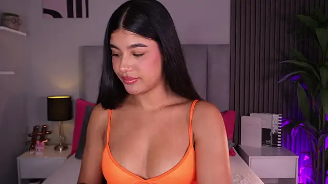 barbaramarmol online show from 04.16.26