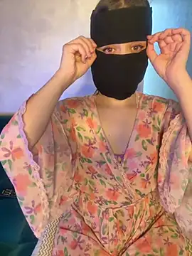 Snapshot of Elina-Marina chatting on 10.16.25 Elina-Marina online show from 10.16.25