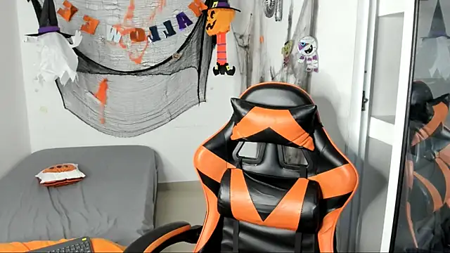 jhosep hamilton online show from 10.24.25