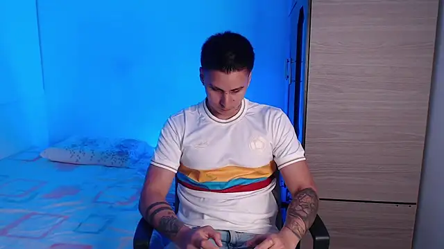 valentinosex1 online show from 10.08.25