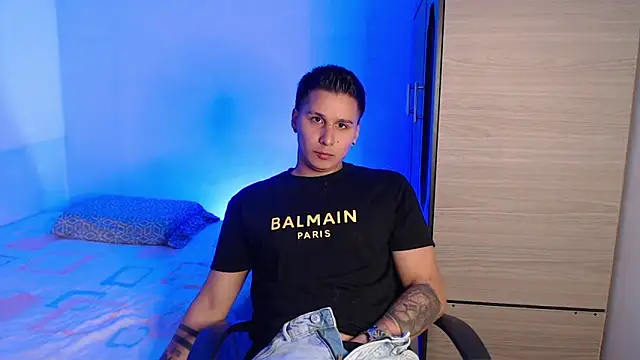 valentinosex1 online show from 12.20.25