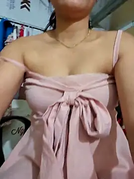 Snapshot of Goddess_wild chatting on 11.06.25 Goddess wild online show from 11.06.25