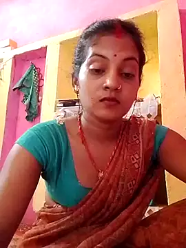 Snapshot of Hot_bbbb chatting on 05.29.26 Hot bbbb online show from 05.29.26