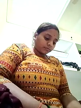 Hot crety online show from 11.27.25